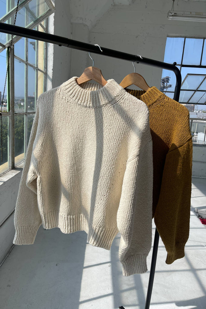 Le Bon Shoppe Zoe Cotton Sweater -Naturel