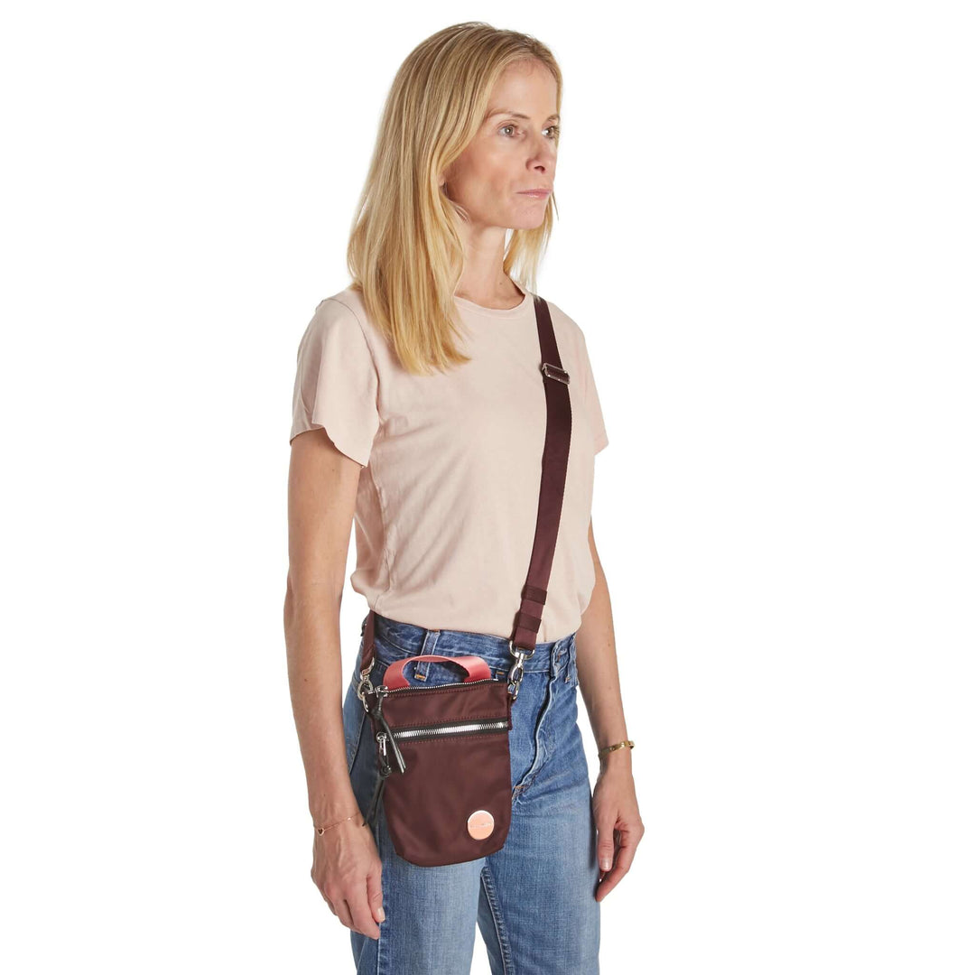 shortyLOVE - Shorthand - Phone Crossbody Bag